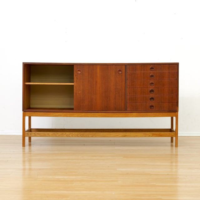 1960s Mid Century Swedish Teak & Oak Credenza Attributed to Yngve Ekstrom For Sale In Los Angeles - Image 6 of 10