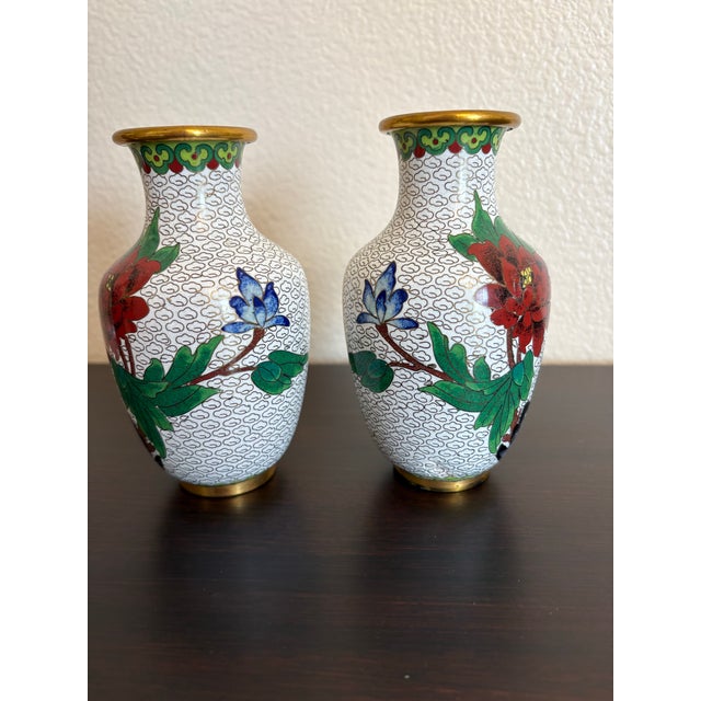 1950s Medium Vintage Chinoiserie Decorative Mid Century Modern Vases-a Pair For Sale - Image 5 of 5