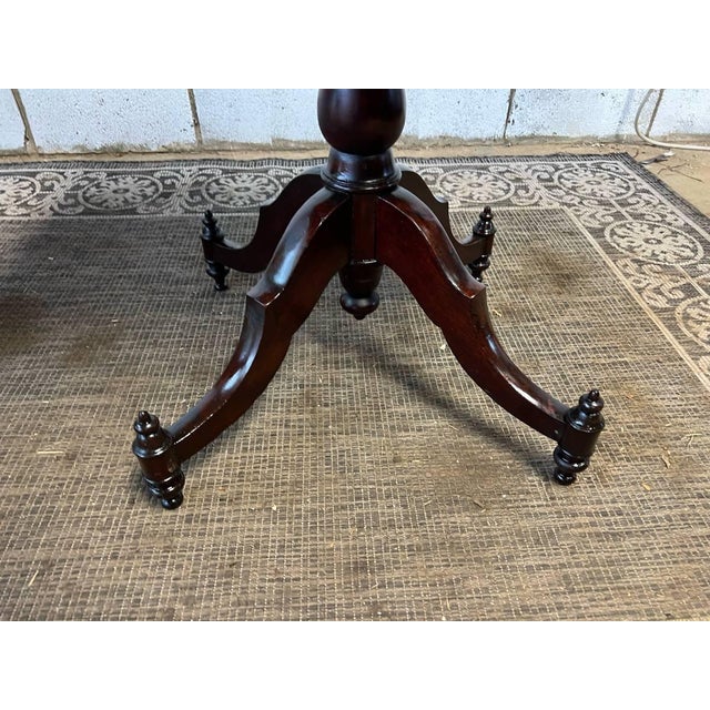 Antique 19th Century Regency Style Mahogany Pedestal Base Square Top Side Table Lamp Table For Sale In Washington DC - Image 6 of 11