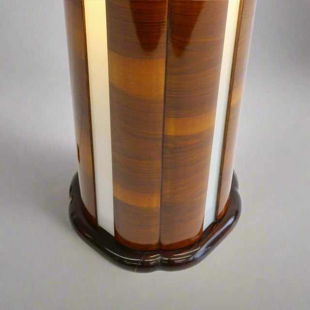 Art Deco Art Deco Illuminated Pedestal For Sale - Image 3 of 8