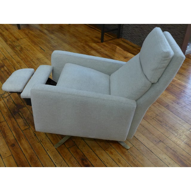 Modern Lee Industries Relaxor Swivel Chair Mohair Chairish