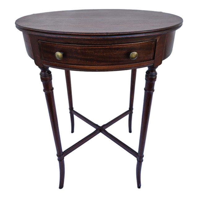 Early 20th Century Georgian Style Oval Mahogany Side Table For Sale