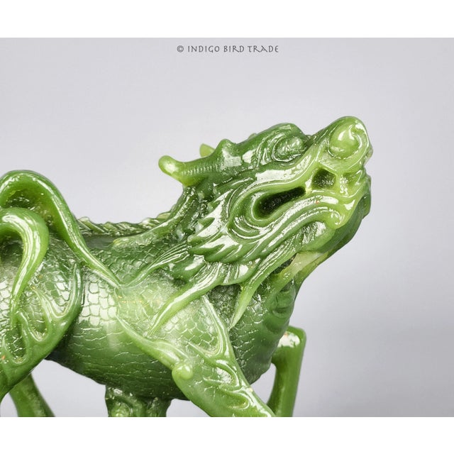 Chinoiserie Early 20th Century Pair of Vintage Chinese Foo Dog Statues in Jade Color For Sale - Image 3 of 8