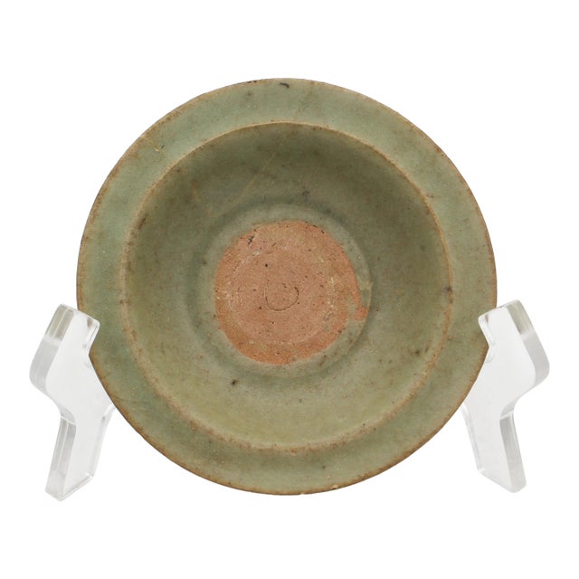 Circa 1271-1368 Chinese Yuan Dynasty Celadon Glazed Pottery Libation Dish For Sale