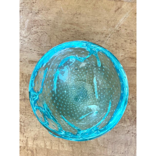 A beautiful example of Italian Murano artistry, this mid-century modern handblown glass bowl showcases the exceptional...
