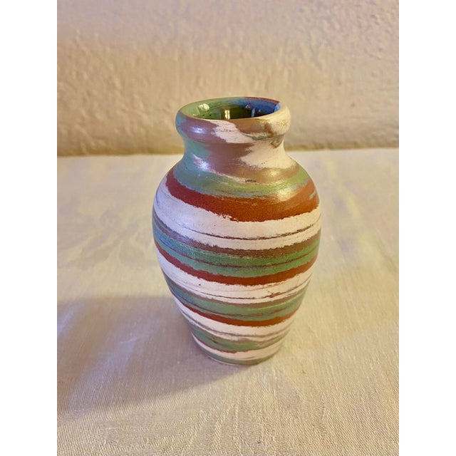 Beautiful small vintage desert boho chic pottery vase in the style of Niloak. The clay has swirled colors of cream, brick...
