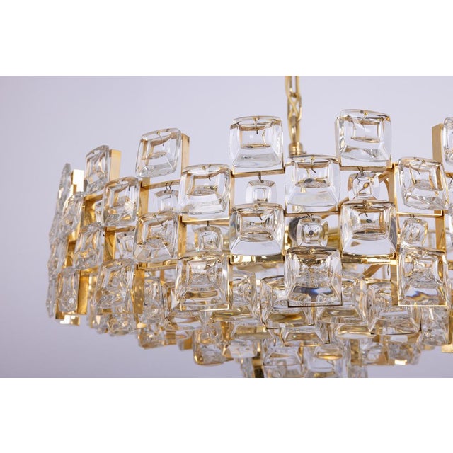 Metal Large Gilt Brass Crystal Chandelier by Sciolari for Palwa, Germany, 1970s For Sale - Image 7 of 18