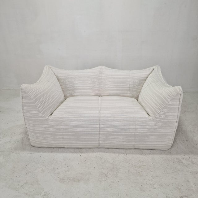 Mid-Century Modern Le Bambole Two-Seat Sofa by Mario Bellini for B&B Italia, 1988 For Sale - Image 3 of 15
