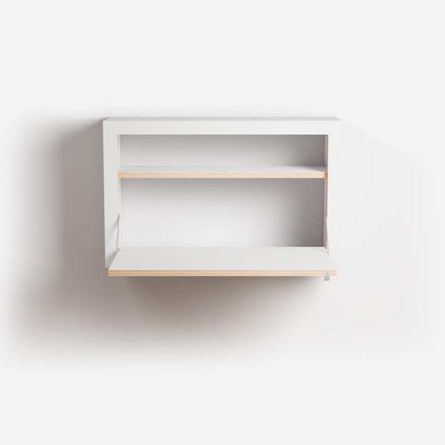 For those who need a little space to work but a bit more space to stow away the work, you should take a closer look at our...