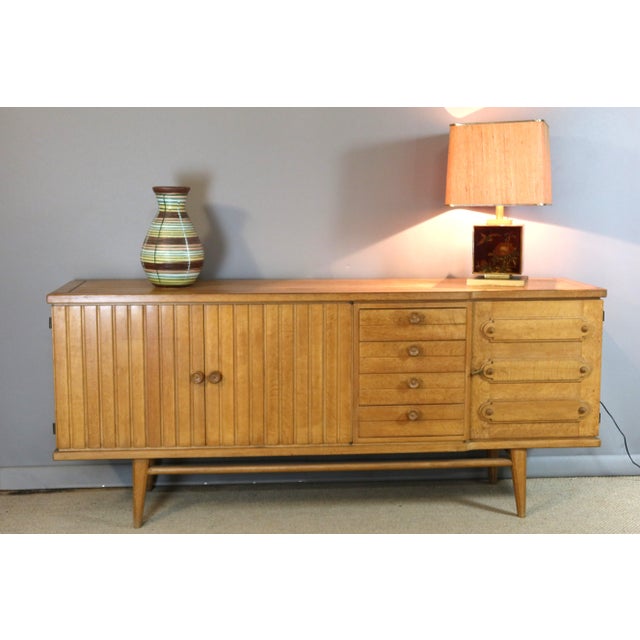 Sideboard attributed to Guillerme Et Chambron, 1960s For Sale - Image 13 of 14