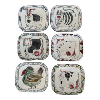 Late 20th Century Suki Diamond-Signed Stoneware Wall Plates Featuring Farm Animals, Set of 6 For Sale