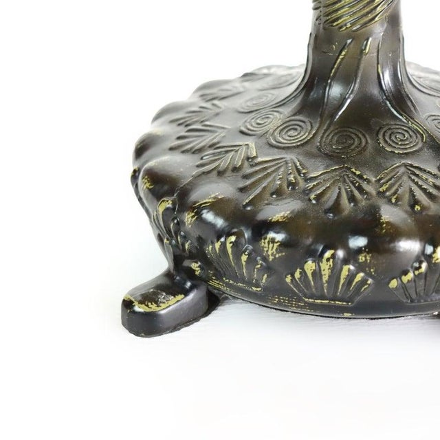 Early 20th Century Tiffany School Floral Leaded Stained Glass Table Lamp For Sale - Image 15 of 15