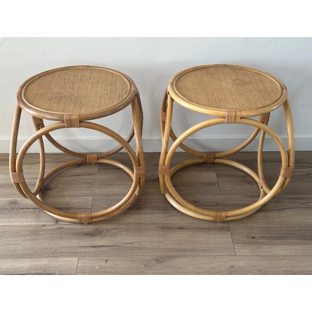 Mid-Century Modern Pair of Vintage Thonet-Style Bentwood Rattan Rounded Side Tables For Sale - Image 3 of 7