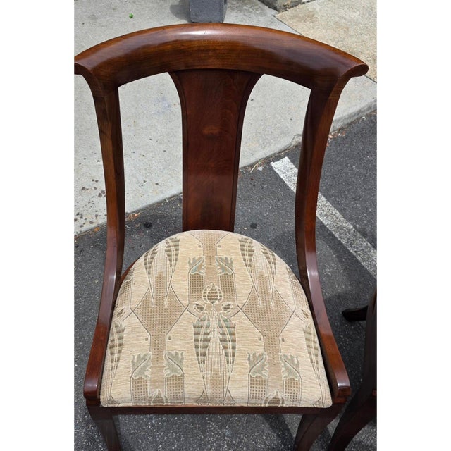 Late 20th Century Stickley Cherry Klismos Regency Style Dining Chairs, Set of 6 With Two Armchairs For Sale - Image 10 of 15