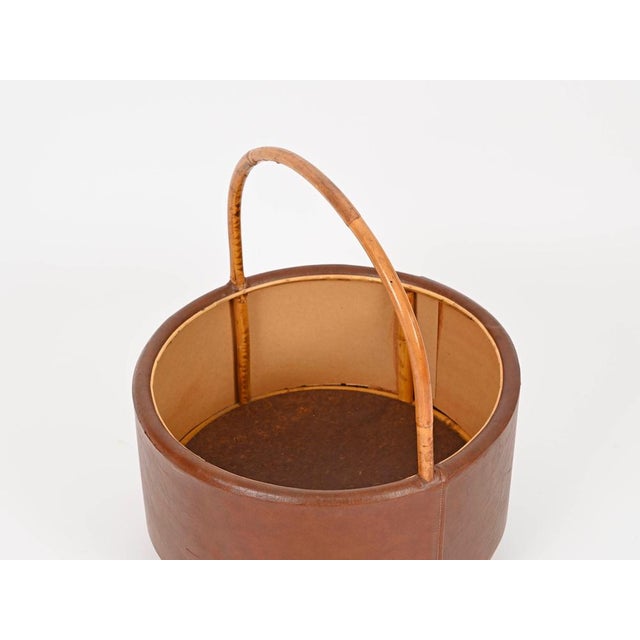 Mid-Century Italian Rattan and Leather Basket, 1970s For Sale - Image 11 of 15