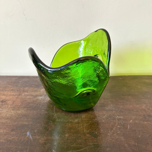 Blenko 1960s Green Blenko Glass Vase For Sale - Image 4 of 6