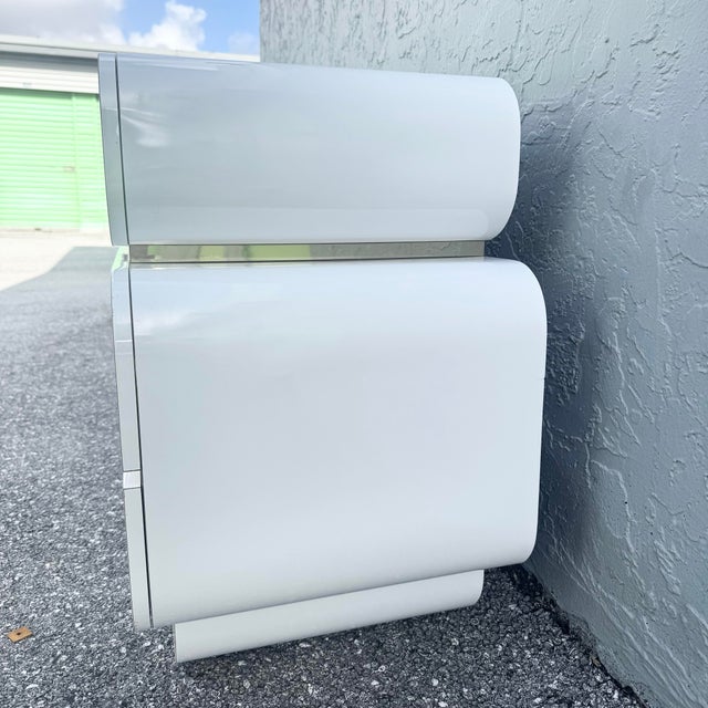 Wood Postmodern Galactic White Gloss Laminate Waterfall Dresser With Gold Accents For Sale - Image 7 of 9