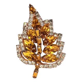 Vintage 1950s Signed Kramer of Ny Goldtone Faux-Citrine Leaf Brooch For Sale