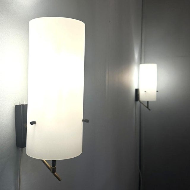 Stilnovo Vintage Opaline Glass and Metal Wall Lights from Stilnovo, Italy, 1960s, Set of 2 For Sale - Image 4 of 7