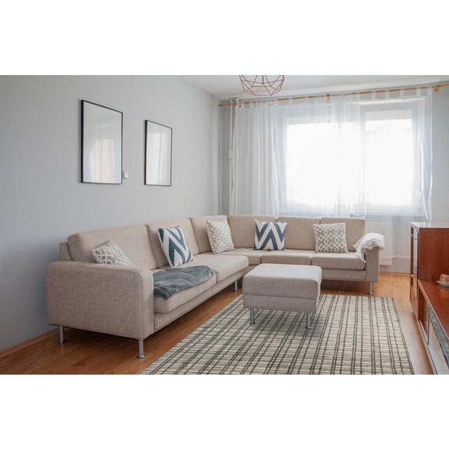 2020s 5x8 Gray Hand-Knotted Bamboo Silk Linear Grid Geometric Modern Carpet Rug For Sale - Image 5 of 5