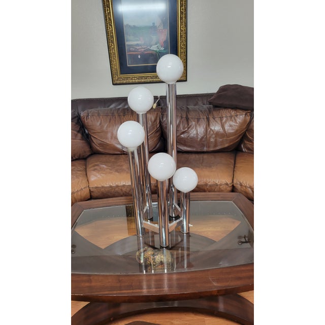 Mid-Century Modern 1970s Hexagonal Chrome Tower Lamp For Sale - Image 3 of 5