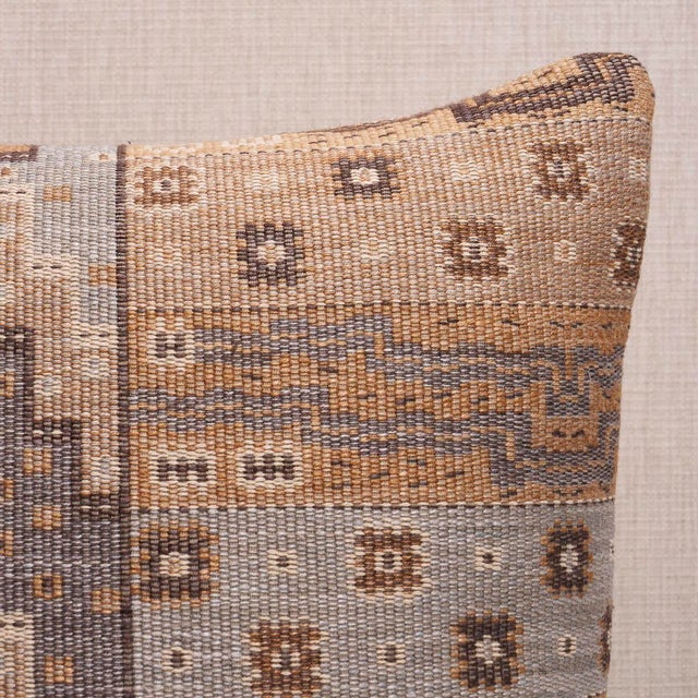 This pillow features Fairuza Flatweave with a knife edge finish. Fairuza Flatweave in fog is a stunning stripe inspired by...