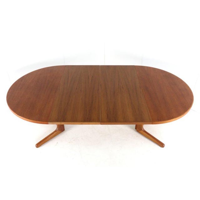 Extendable Round Dining Table from S. Burchardt Nielsen, Denmark For Sale - Image 3 of 8