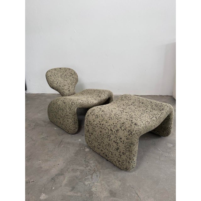 An iconic piece of Space Age design: This extraordinary "Djinn" Lounge Chair & Ottoman Set was originally designed in 1965...