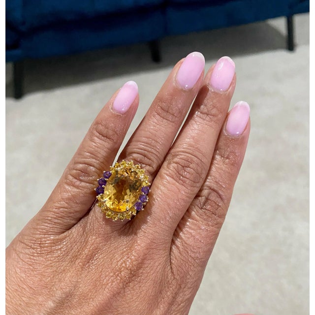 Metal 9.80 Carat Citrine Amethyst Yellow Gold Cocktail Ring Size 7 For Sale - Image 7 of 8