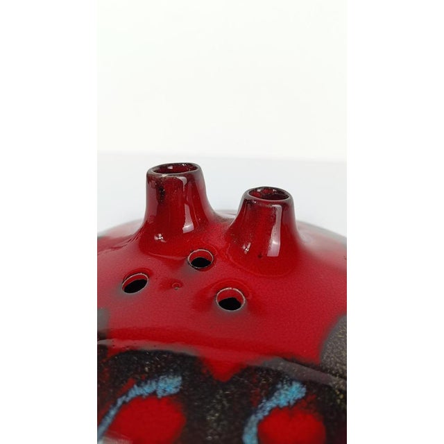 We offer for sale a splendid vase made in Italy, as attested by the signature at the base, between the 60s and 70s. made...