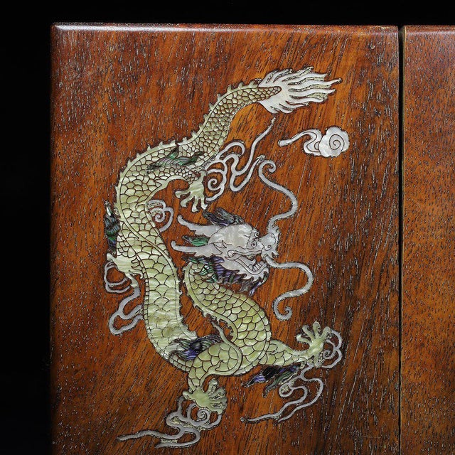 Huali Rosewood Expanding Box Inlaid With Mother-of-Pearl For Sale - Image 10 of 10