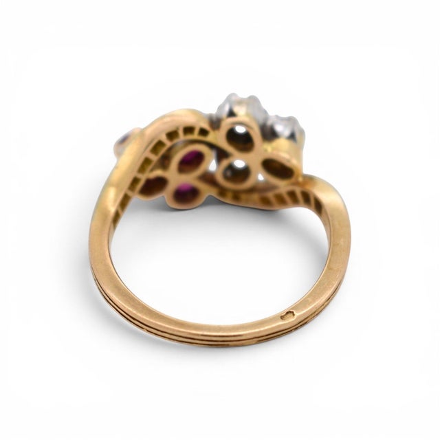 Antique Belle Époque Ruby and Diamond Clover "Toi Et Moi" Ring, Size 7.5 For Sale - Image 6 of 6