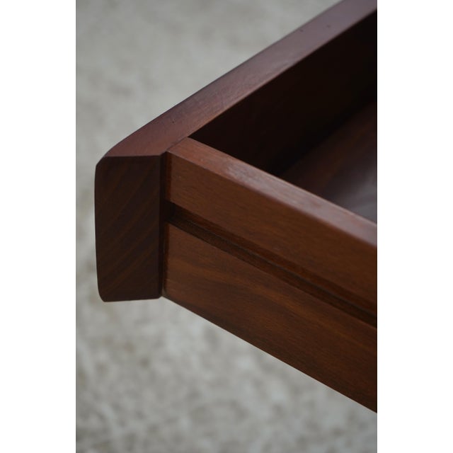 Pair Grange French Splay Legs Cherry Nightstand Tables For Sale In Philadelphia - Image 6 of 18