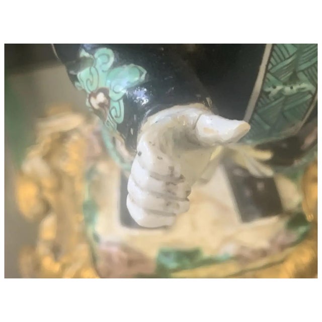 Antique Chinese Export Kangxi Famille Noir Porcelain Figure of an Attendant For Sale - Image 10 of 12