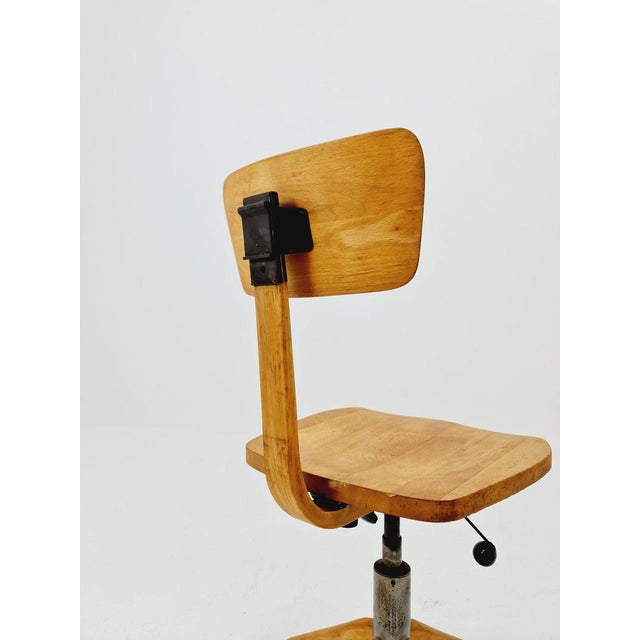 Bauhaus Swivel Office Chair in Wood by Stollgiroflex, 1930s For Sale - Image 5 of 11