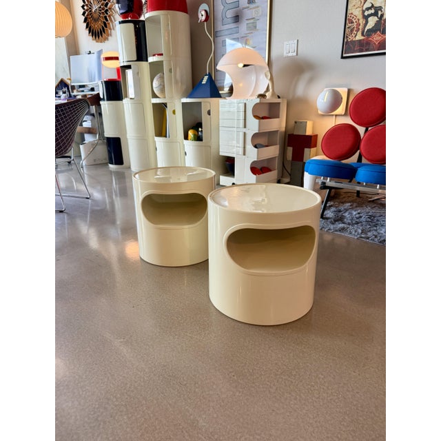 Designed in 1966 by Emma Gismondi Schweinberger for Studio Artemide in Milano, Italy, this pair of "Giano Vano"...