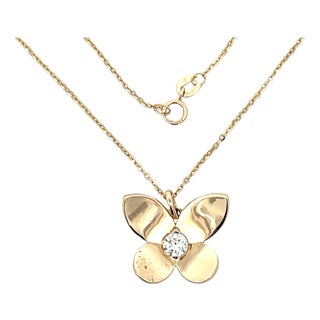 14k Yellow Gold Natural Diamond Butterfly Necklace For Sale