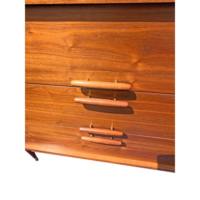 Vintage Mid Century Modern Compact Dresser in Danish Style. No tags Quality tall/highboy compact dresser. Floating base...