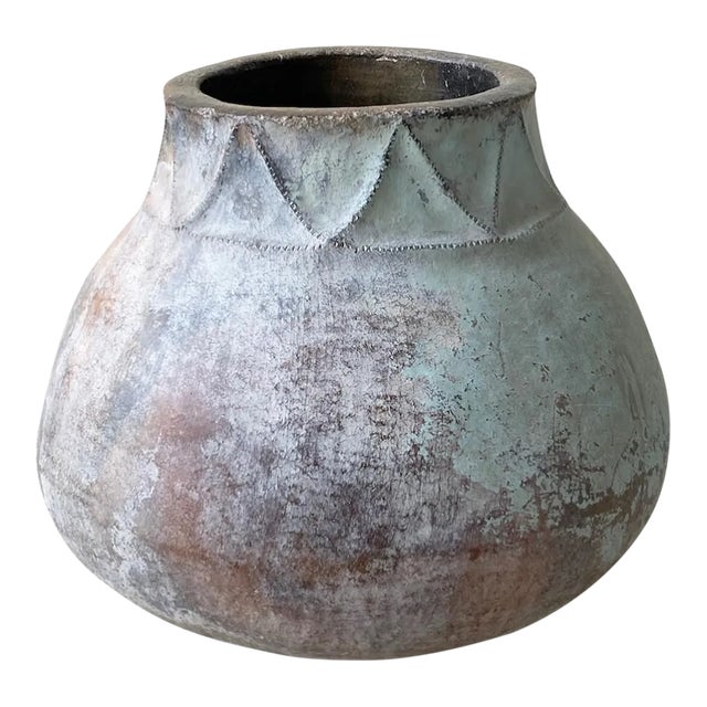 Vintage Colombian Hand Made Clay Water Jug/Container For Sale