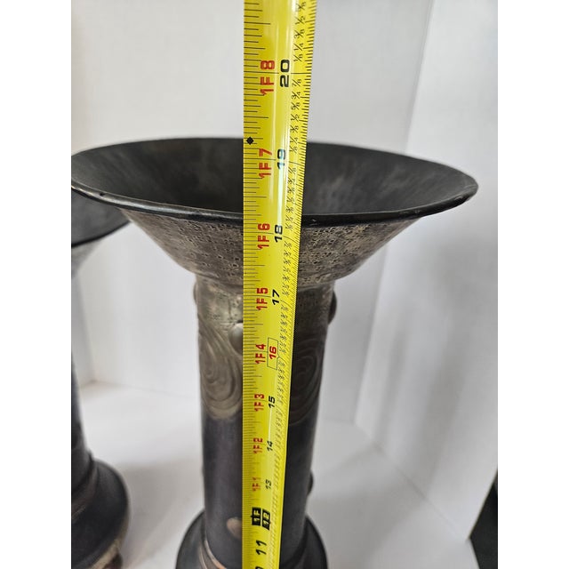Pair of Bronze Gu Beaker Vases For Sale In Miami - Image 6 of 11