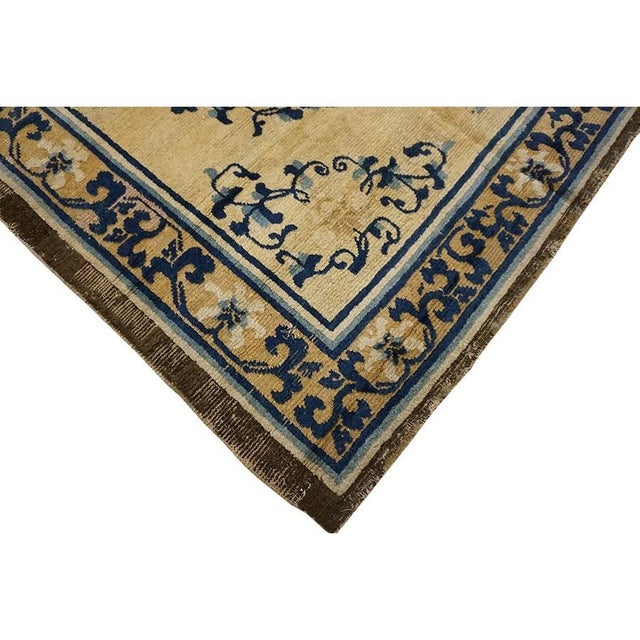 Chinese 1700s Beige Field Medallion Qing Style Antique Chinese Ningxia Small Rug For Sale - Image 3 of 10