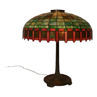 Antique Early 20th Century Arts & Crafts Tiffany Style Bronze Lamp with Leaded and Stained Glass Shade For Sale