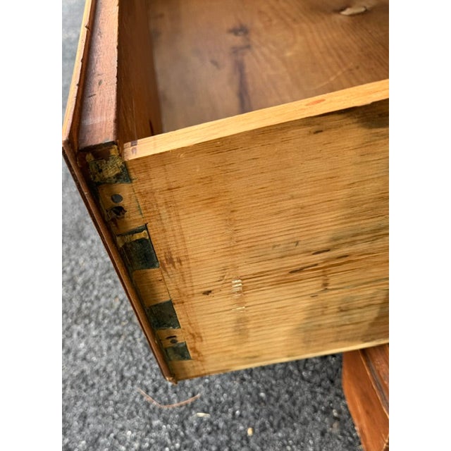 Mid 19th Century Antique 19th Century Pine Blanket Chest With 1 Real and 1 False Drawer For Sale - Image 5 of 8