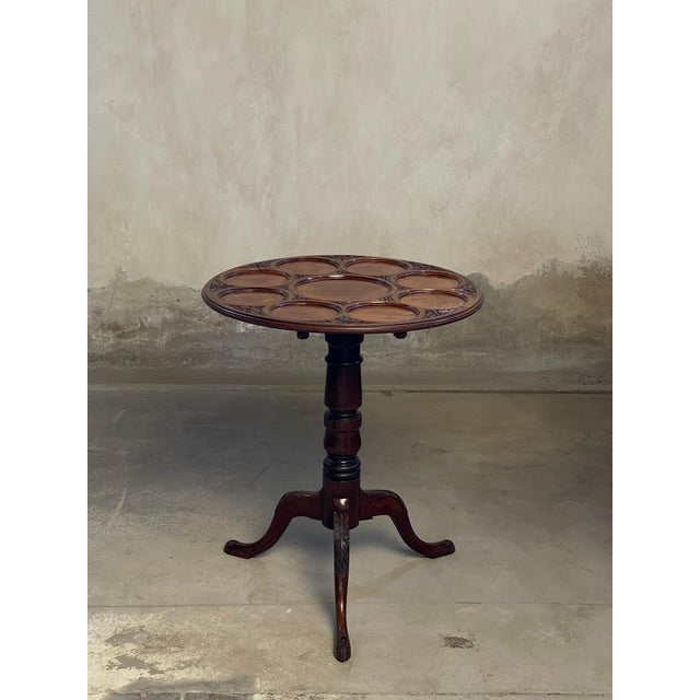 18th Century Georgian 18th Century Mahogany Irish Tilt-Top Supper Table For Sale - Image 5 of 10