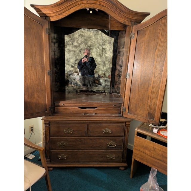 Ethan Allen 1980s Ethan Allen Charter Oak Armoire Wood Armoire For Sale - Image 4 of 4