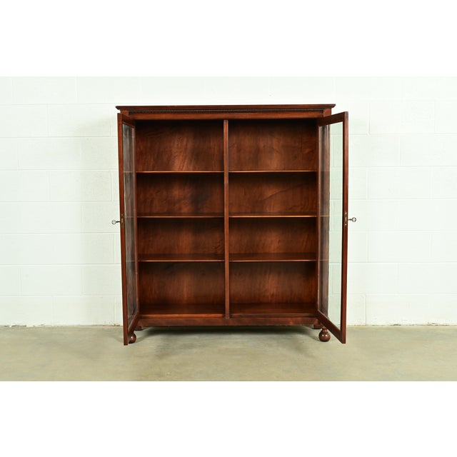 Late 19th Century R. J. Horner Style Antique American Empire Carved Mahogany Glass Front Double Bookcase, Circa 1890s For Sale - Image 5 of 13