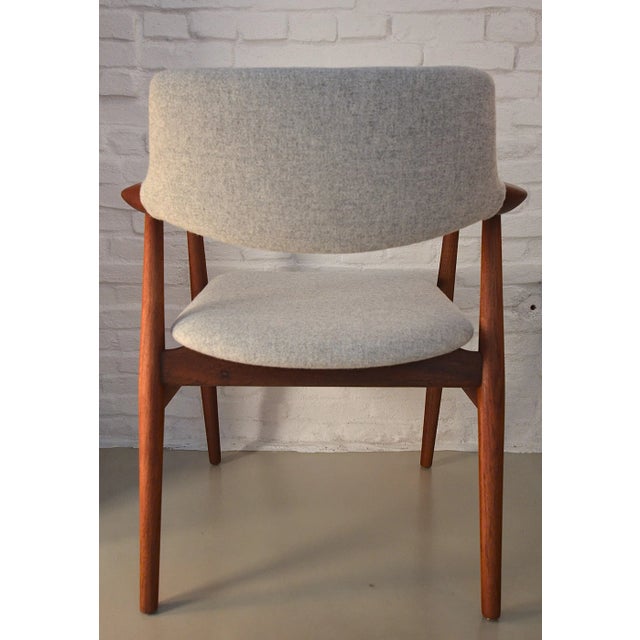Erik Kirkegaard chair, 1960s vintage, for Glostrup, model GM11, Danish, teak The chair is made of teak and has organically...
