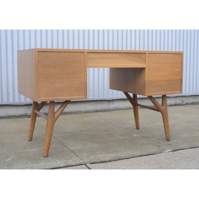 1950s 1950s Mid Century Jack Van Der Molen for Jamestown Lounge Company Desk For Sale - Image 5 of 18