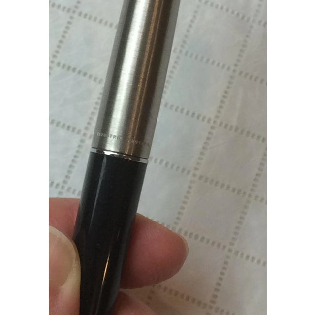 Black Vintage Parker Black Fountain Pen With Brushed Steel Cap in Box For Sale - Image 8 of 12