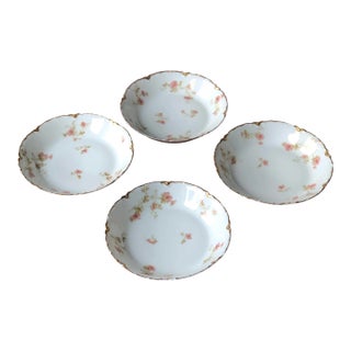 Antique Haviland Floral Coupe Bowls Limoges, France (1894-1931)-4 Piece Set For Sale